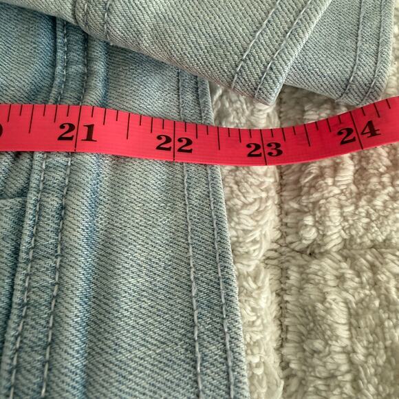 Old Navy Women's Size Medium Denim Jean Jacket Button Up Front Pockets Retro - Picture 13 of 13